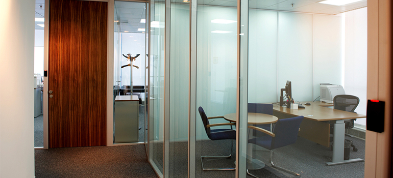 affordable office glass partition service in Dubai